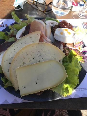 Ratatouille Bed & Breakfast Mayrinhac-Lentour Luaran gambar